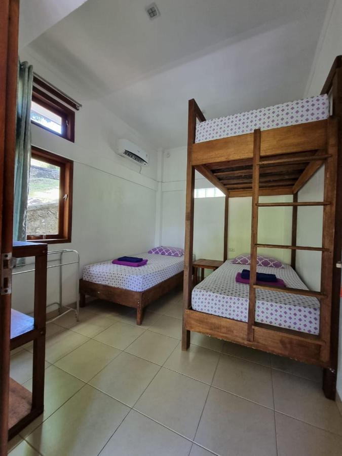 Treetop Guesthouse And Bungalows Sabang  Exterior foto
