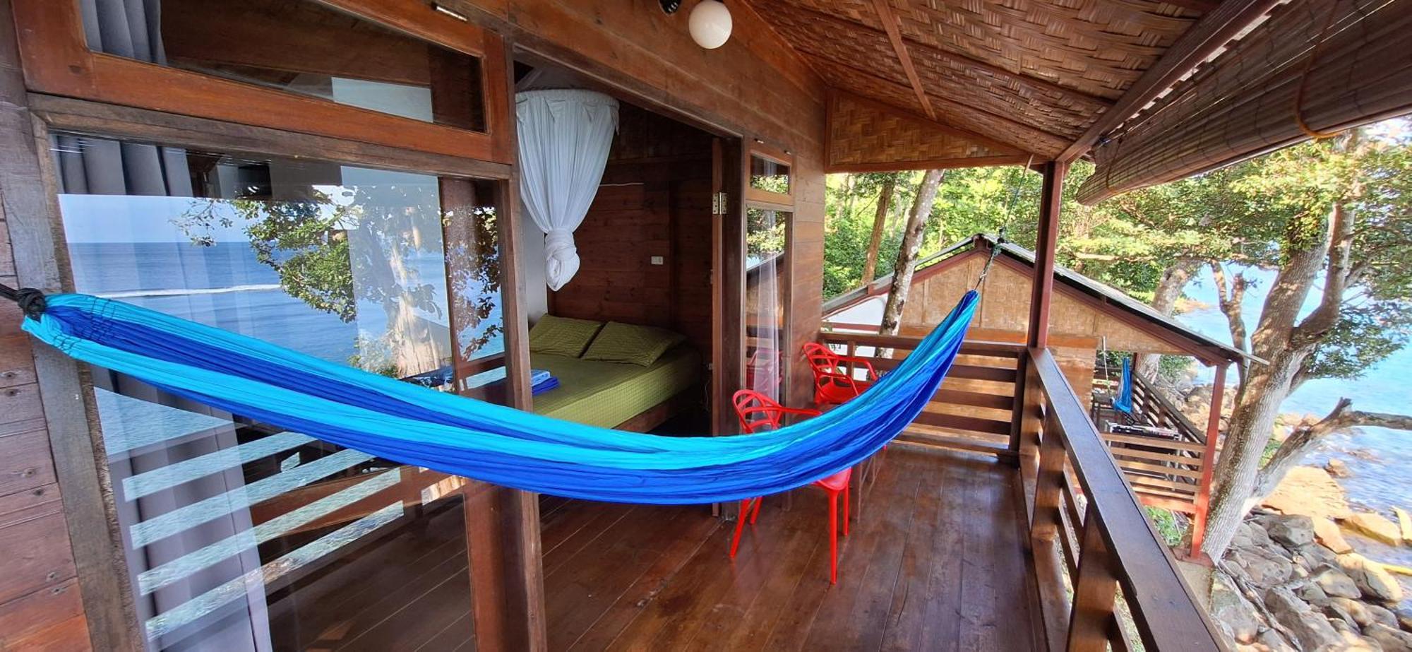 Treetop Guesthouse And Bungalows Sabang  Exterior foto