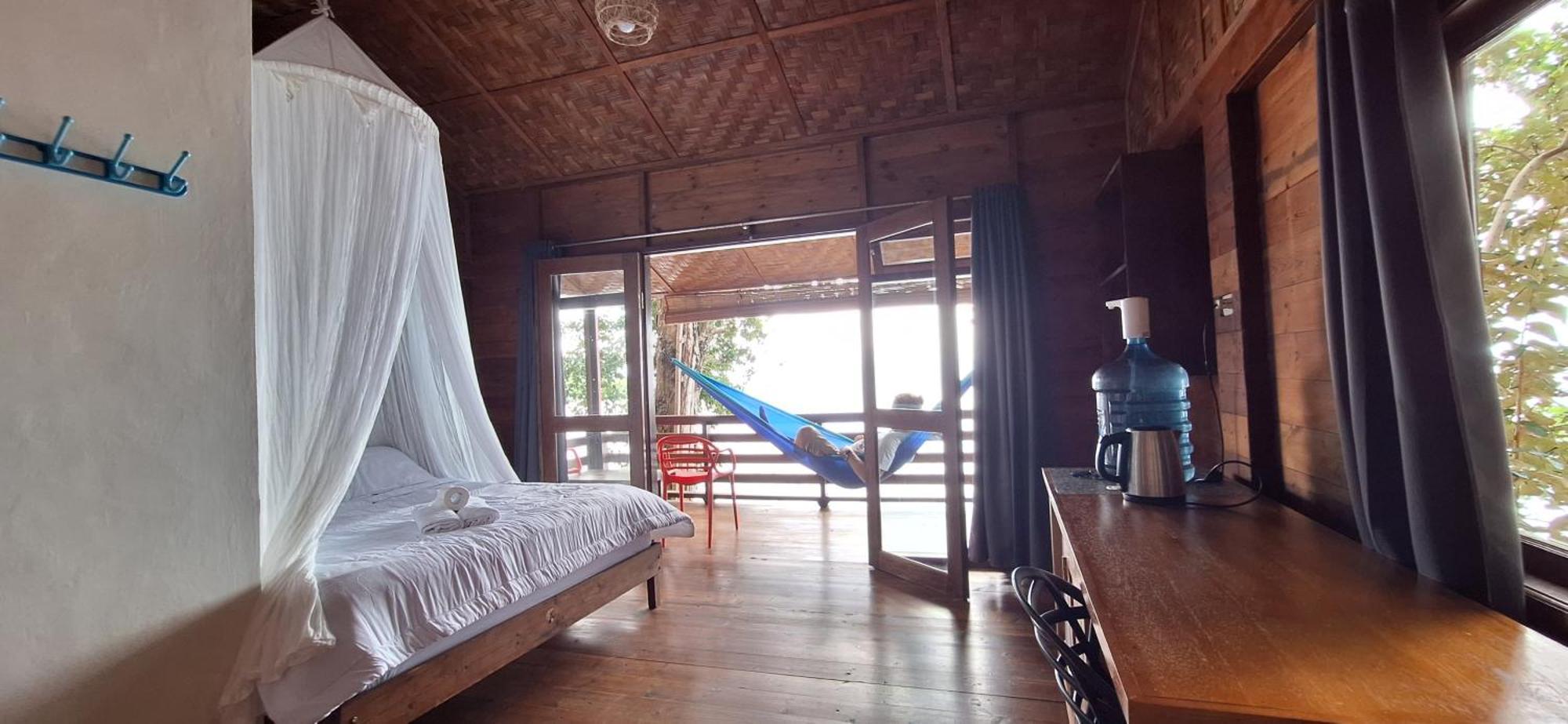 Treetop Guesthouse And Bungalows Sabang  Exterior foto